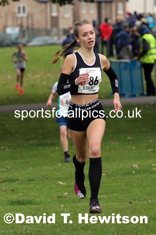 Girls under-13s Northern Cross Country Relays, Graves Park, Sheffield. Photo: David T. Hewitson/Sports for All Pics